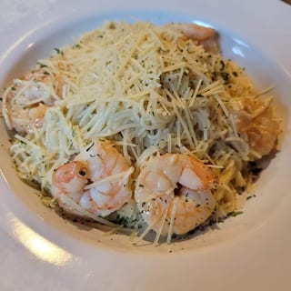 SHRIMP SCAMPI PASTA