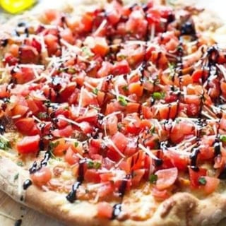 10" BRUSCHETTA CHICKEN PIZZA