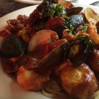 SEAFOOD PASTA